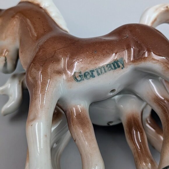Midcentury Vintage Brown and White Porcelain Foals | Colt Figurine - Picture 6 of 8